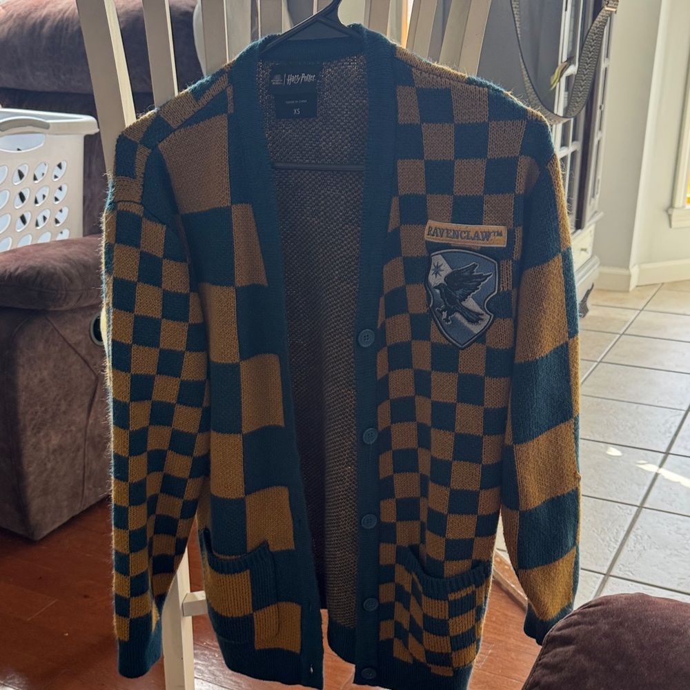 Warner Bros. Ravenclaw Cardigan - Blue and Gold